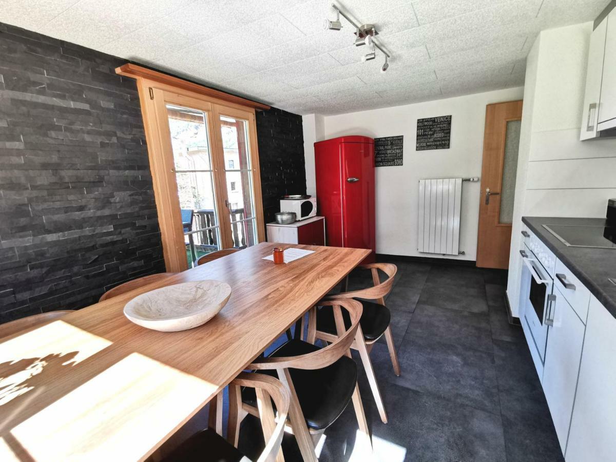 Apartments Chalet Tatyana Leukerbad Zewnętrze zdjęcie
